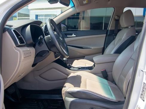 Used 2021 Hyundai Tucson Limited image 7