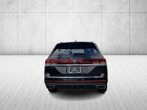 New 2026 Volkswagen Atlas SE image 6