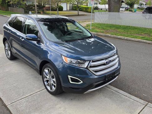 Used 2016 Ford Edge Titanium w/ Equipment Group 301A image 3