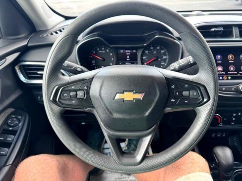 Used 2023 Chevrolet TrailBlazer LT image 17
