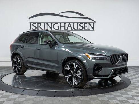 New 2026 Volvo XC60 T8 Ultra AWD/4WD image 3