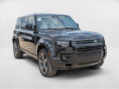 New 2025 Land Rover Defender 110 V8 image 7