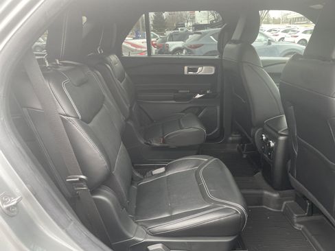 Used 2023 Ford Explorer ST w/ Equipment Group 401A image 18