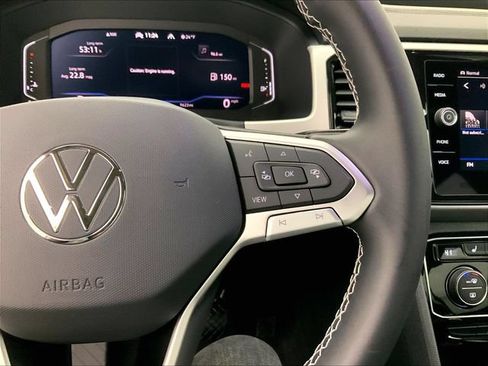 Used 2023 Volkswagen Atlas SE AWD/4WD image 14