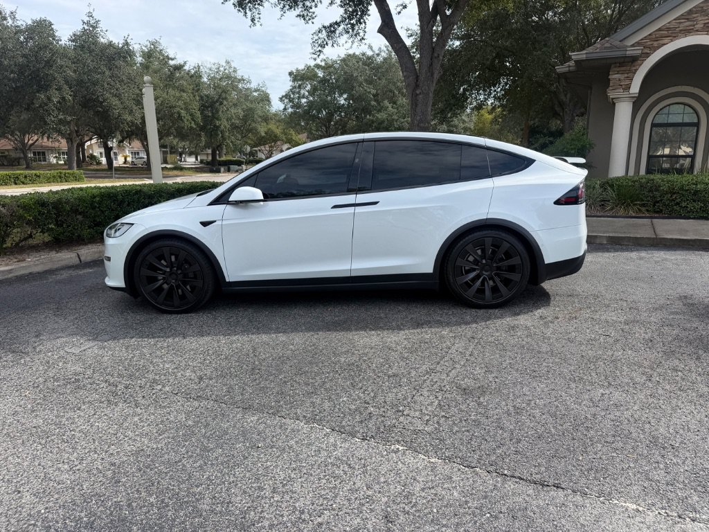 Used 2023 Tesla Model X AWD/4WD image 12