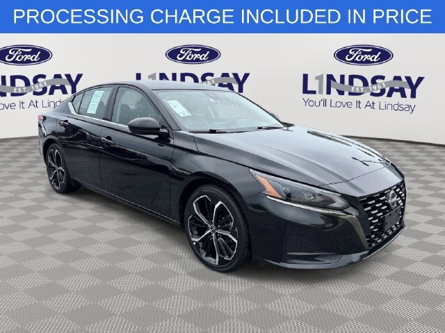 Used 2024 Nissan Altima 2.5 SR FWD image 1