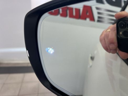 New 2026 Subaru Outback Limited XT image 9