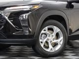 Used 2024 Chevrolet Trax LS w/ LS Convenience Package image 3