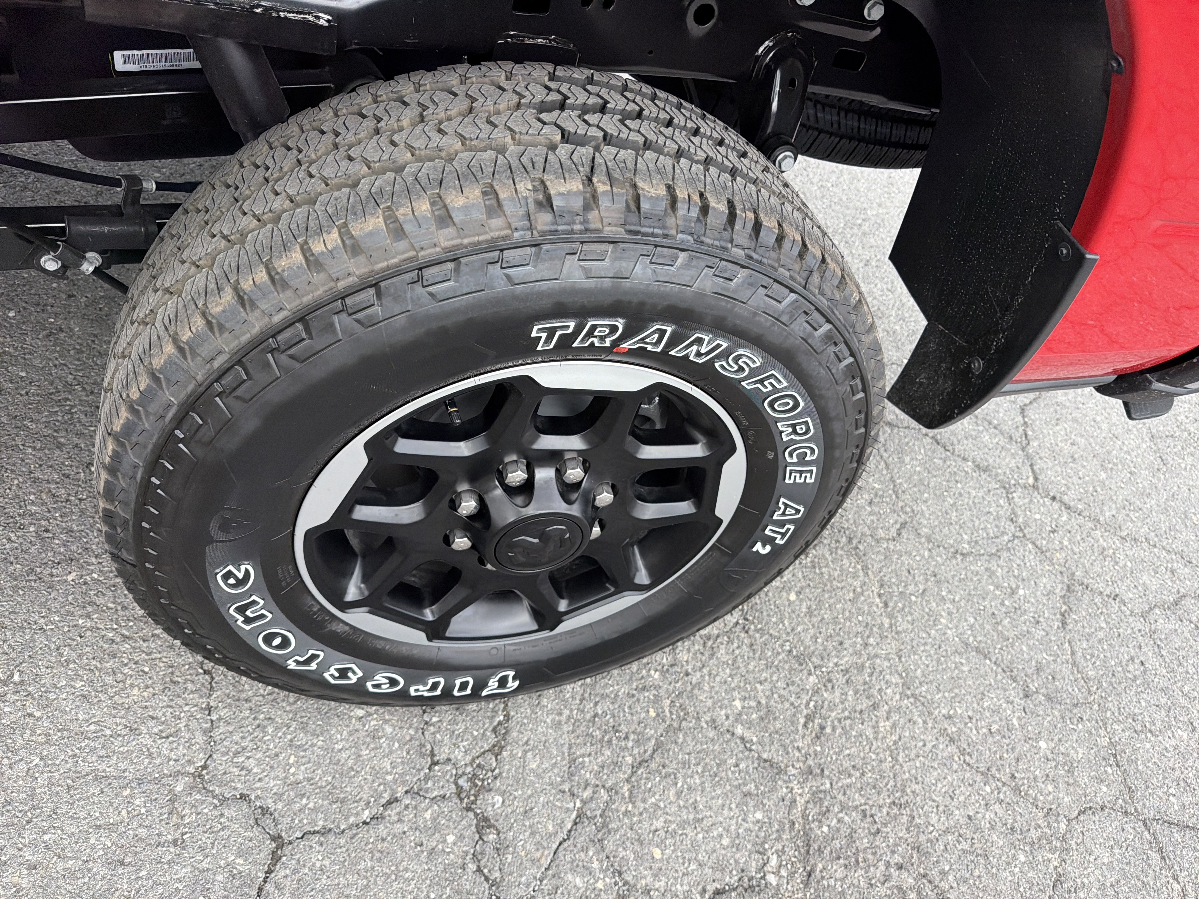New 2026 RAM 2500 Laramie AWD/4WD image 12