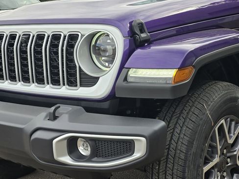 New 2026 Jeep Wrangler Unlimited Sahara w/ Whitecap Package AWD/4WD image 5