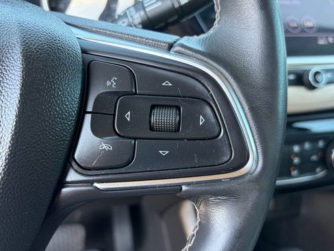 Used 2023 Buick Encore GX Preferred w/ Cold Weather Comfort Package FWD image 15