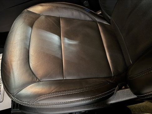 Used 2018 Ford Explorer Limited image 15