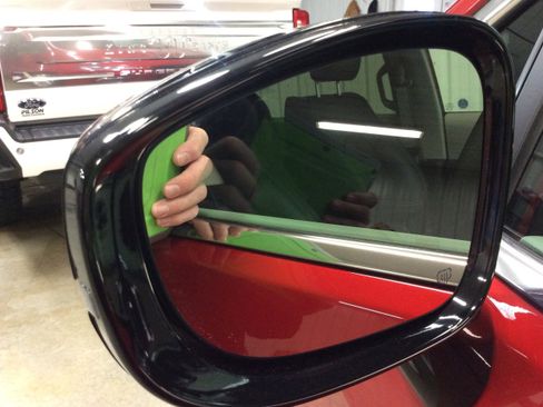 Used 2024 Chrysler Pacifica Touring-L image 11