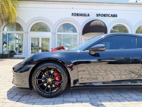 Used 2021 Porsche 911 Carrera 4 AWD/4WD image 20
