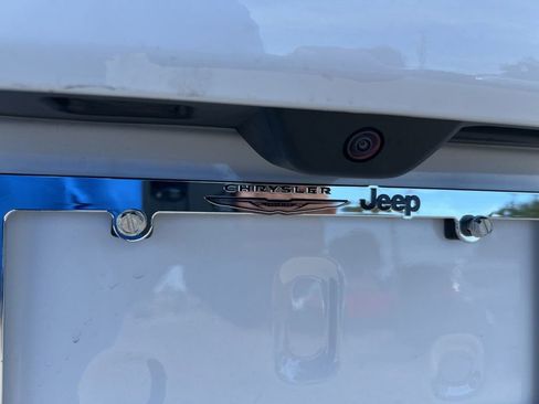 New 2025 Jeep Grand Cherokee Laredo X image 21