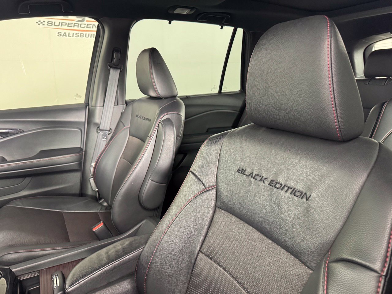 Used 2022 Honda Pilot Black Edition image 8
