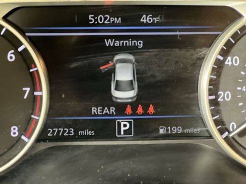 Used 2023 Nissan Sentra SV image 10