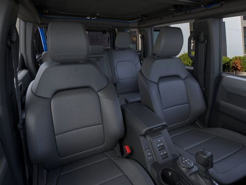 New 2025 Ford Bronco Big Bend w/ Black Diamond Package image 10