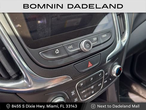 Used 2019 Chevrolet Equinox Premier image 21