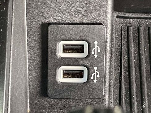 Used 2018 Ford F150 Lariat w/ Equipment Group 502A Luxury image 24