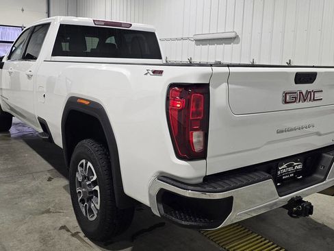 Used 2024 GMC Sierra 3500 SLE image 6