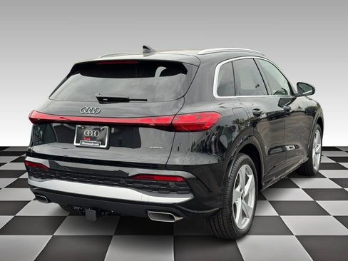 New 2025 Audi Q5 Prestige image 3