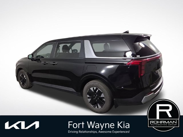 Certified 2026 Kia Carnival LXS FWD image 10