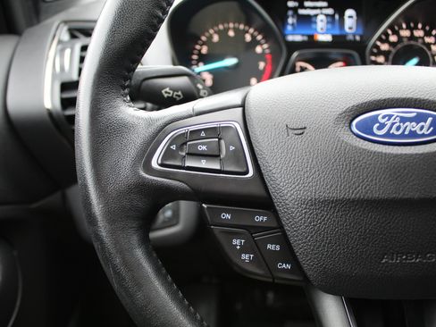 Used 2018 Ford Escape SEL w/ Canadian Touring Package AWD/4WD image 25