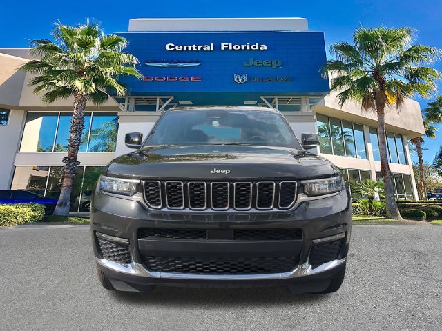Used 2024 Jeep Grand Cherokee L Limited RWD image 3