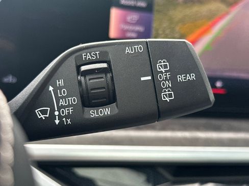 Certified 2023 BMW X7 xDrive40i w/ Premium Package AWD/4WD image 32