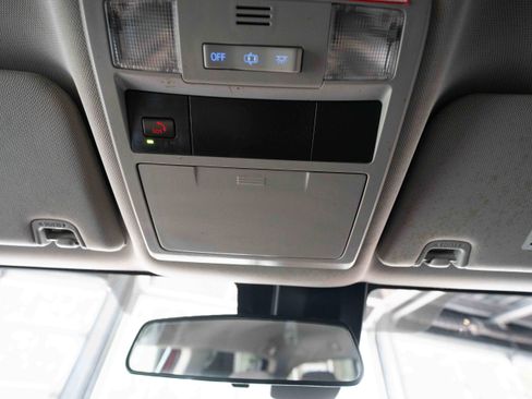 Used 2022 Toyota Tacoma SR AWD/4WD image 18