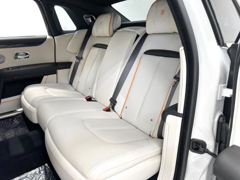 Used 2021 Rolls-Royce Ghost image 29