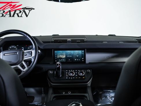 Used 2023 Land Rover Defender 110 X-Dynamic SE AWD/4WD image 44