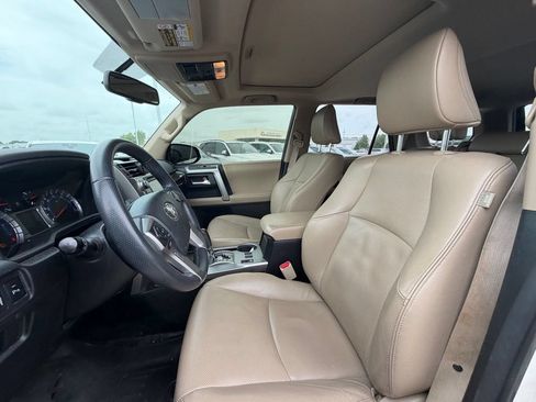Used 2016 Toyota 4Runner Limited RWD image 9