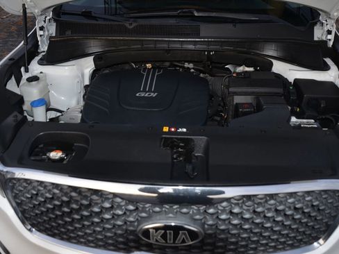 Used 2018 Kia Sorento LX image 30