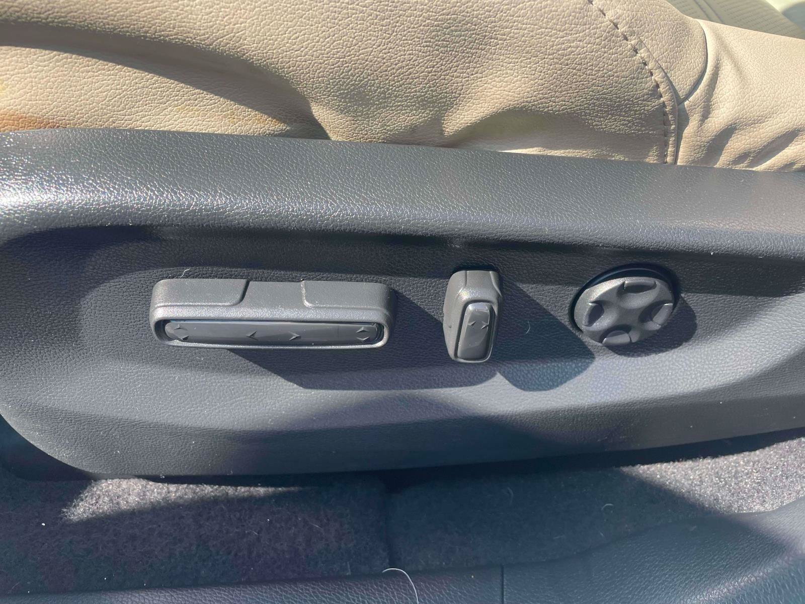 Used 2018 Honda CR-V EX-L image 12