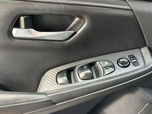 Used 2021 Nissan Sentra SV FWD image 13