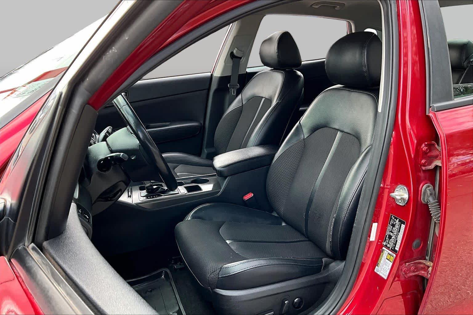 Used 2018 Kia Optima S FWD image 8