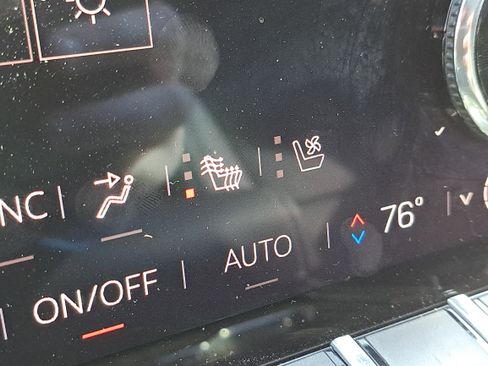 Used 2024 GMC Sierra EV Denali image 18