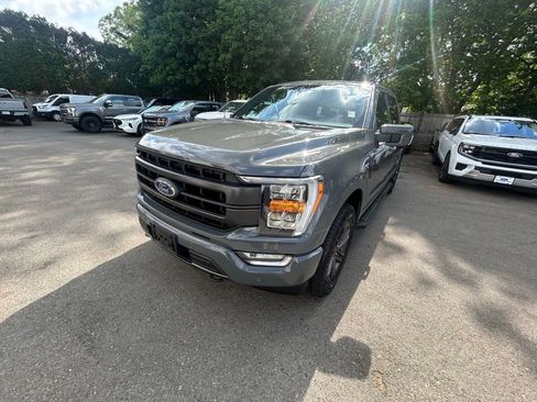 Used 2021 Ford F150 Lariat AWD/4WD image 3