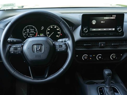 Used 2025 Honda HR-V Sport image 19