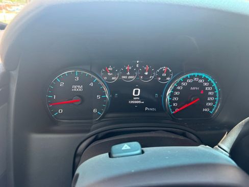 Certified 2019 GMC Yukon Denali w/ Denali Ultimate Package AWD/4WD image 7