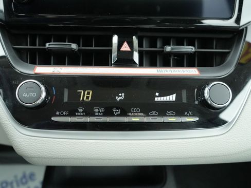 Used 2026 Toyota Corolla LE image 34