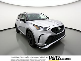 Used 2025 Toyota Highlander XSE video 1