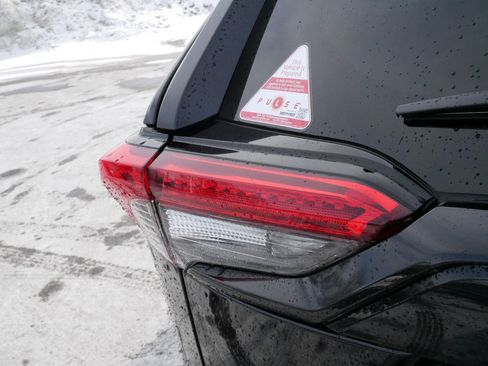 Certified 2025 Toyota RAV4 LE image 17