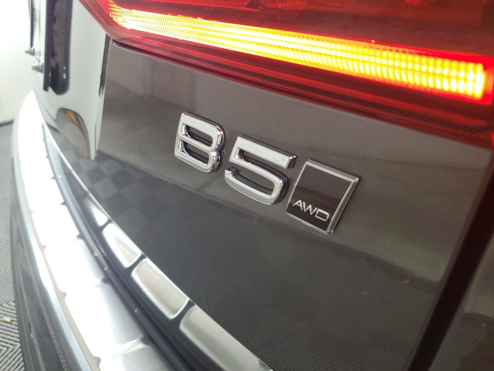 New 2027 Volvo XC60 B5 Core AWD/4WD image 7
