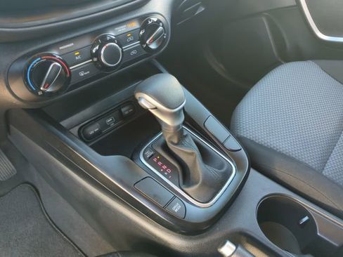 Used 2021 Kia Soul LX image 25