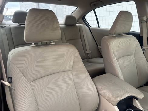 Used 2017 Honda Accord LX image 16