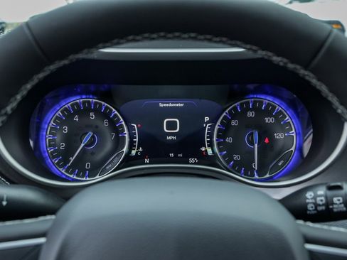 New 2026 Chrysler Pacifica Select image 24