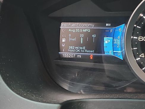 Used 2013 Ford Explorer XLT image 18